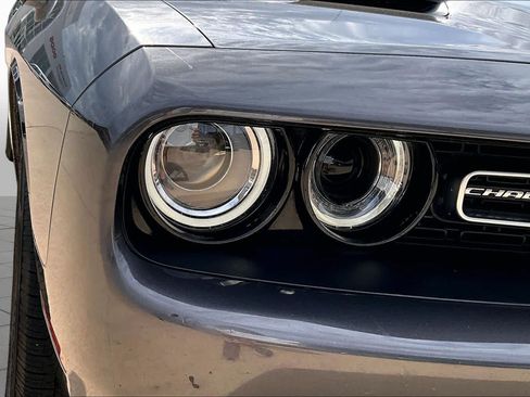 Used 2019 Dodge Challenger SXT RWD image 26