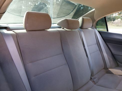 Used 2010 Honda Civic DX-VP image 14