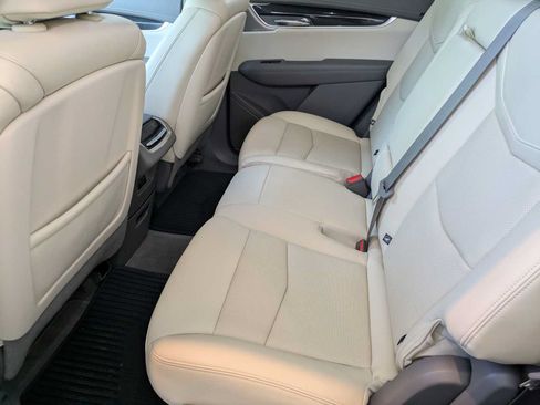 Used 2022 Cadillac XT6 Premium Luxury FWD image 20