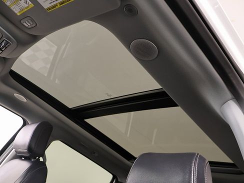 Used 2024 Ford F250 Lariat w/ Lariat Ultimate Package image 16