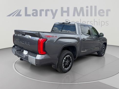 Used 2025 Toyota Tundra SR5 w/ TRD Off-Road Package AWD/4WD image 5