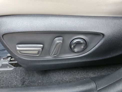 Used 2021 Toyota RAV4 Limited w/ Limited Grade Weather Package image 9