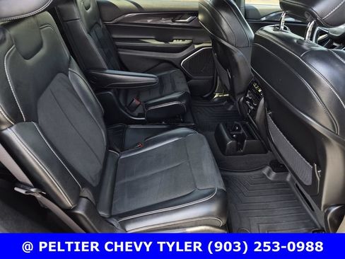 Used 2021 Jeep Grand Cherokee L Laredo AWD/4WD image 15