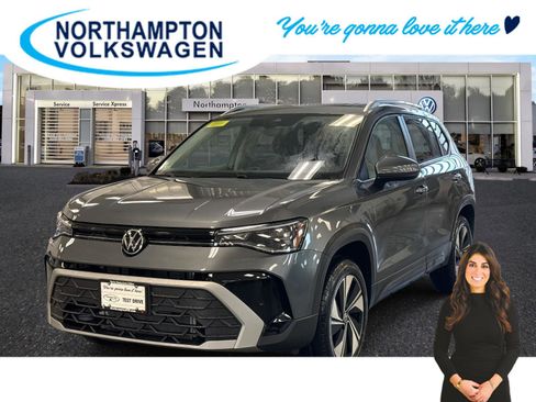 New 2026 Volkswagen Taos SE image 1