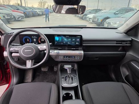 Certified 2025 Hyundai Kona SEL image 13
