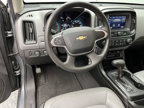 Used 2021 Chevrolet Colorado W/T w/ WT Convenience Package AWD/4WD image 13