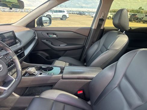 Certified 2023 Nissan Rogue SV w/ SV Premium B Package FWD image 41