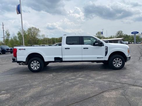 Used 2023 Ford F350 XLT AWD/4WD image 12