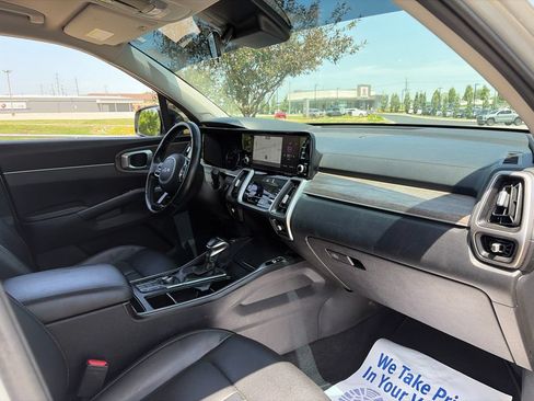 Used 2022 Kia Sorento S AWD/4WD image 26