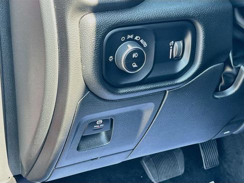 Used 2023 RAM 1500 Big Horn AWD/4WD image 10