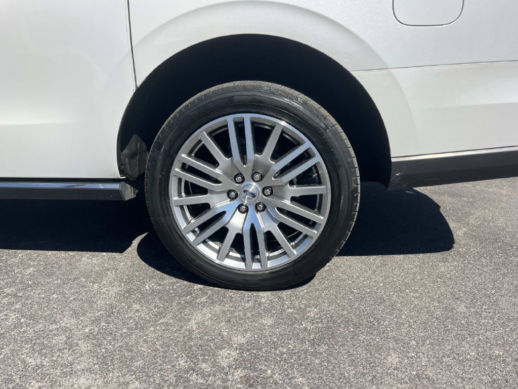 Used 2023 Ford Expedition Max Limited RWD image 15