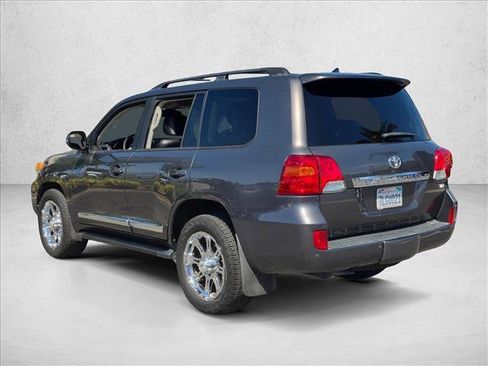 Used 2015 Toyota Land Cruiser AWD/4WD image 7