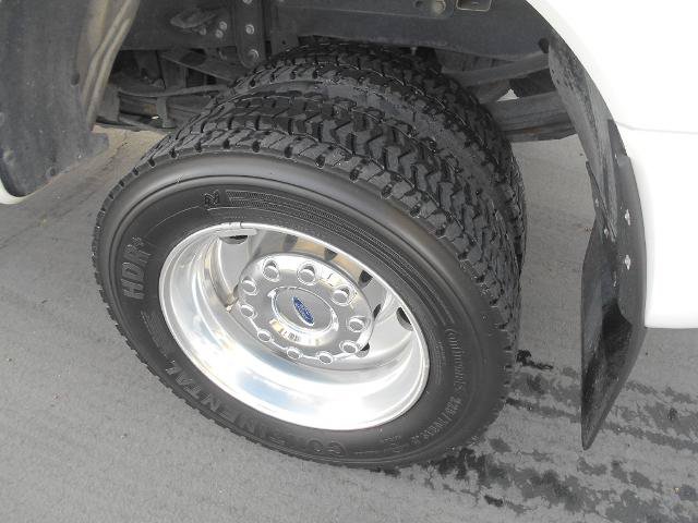 Certified 2020 Ford F450 Platinum w/ FX4 Off-Road Package AWD/4WD image 15