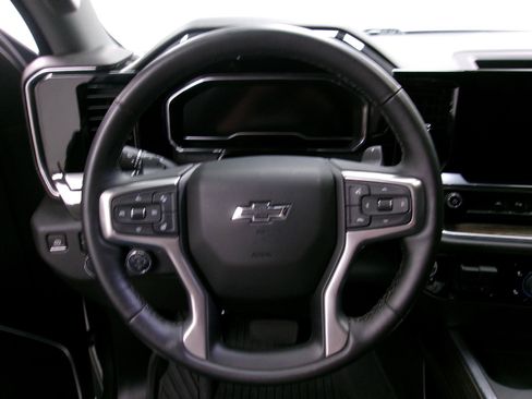 Used 2025 Chevrolet Silverado 1500 RST w/ All Star Edition Plus AWD/4WD image 7