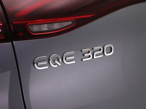 Certified 2026 Mercedes-Benz EQE 320 4MATIC SUV image 22