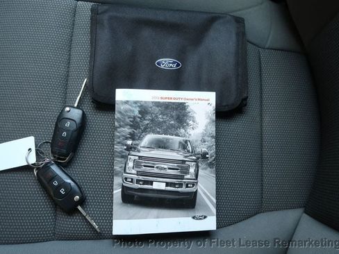 Used 2019 Ford F250 XL w/ Power Equipment Group AWD/4WD image 37