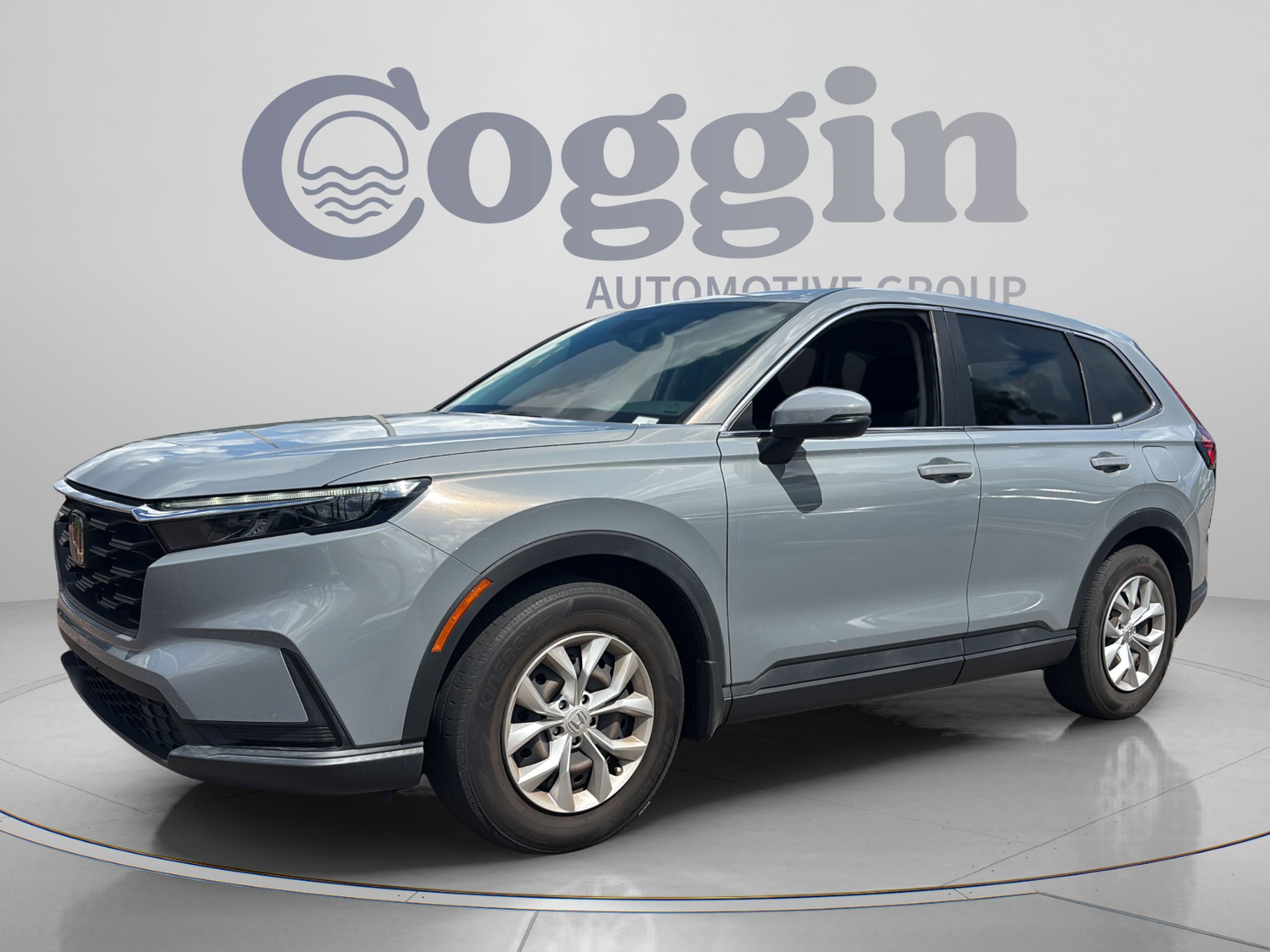 Used 2024 Honda CR-V LX image 1