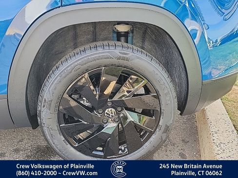 New 2026 Volkswagen Atlas Cross Sport SE image 8