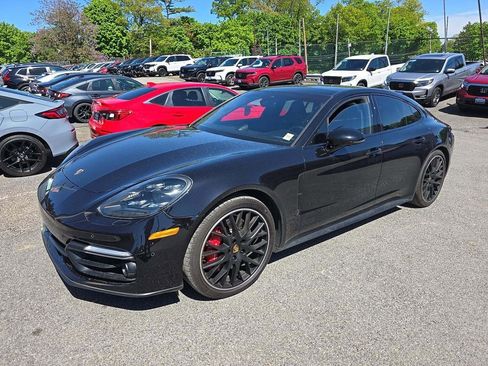 Used 2020 Porsche Panamera GTS AWD/4WD image 2