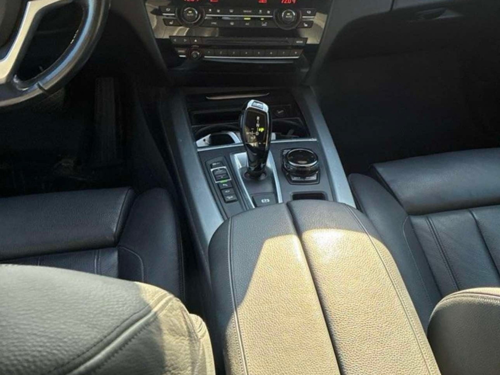 Used 2015 BMW X5 xDrive50i AWD/4WD image 4