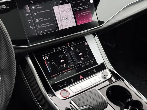 New 2026 Audi SQ8 Premium Plus AWD/4WD image 16
