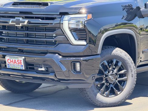 New 2026 Chevrolet Silverado 3500 High Country w/ Midnight Edition AWD/4WD image 3