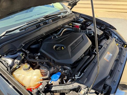 Used 2014 Ford Fusion SE image 19