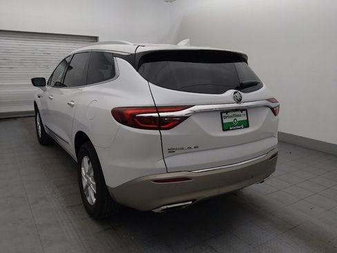 Used 2021 Buick Enclave Essence w/ Sound and Sites Package image 5