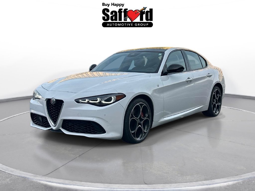 Used 2024 Alfa Romeo Giulia Ti AWD/4WD image 1