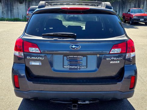 Used 2011 Subaru Outback 2.5i Premium AWD/4WD image 12
