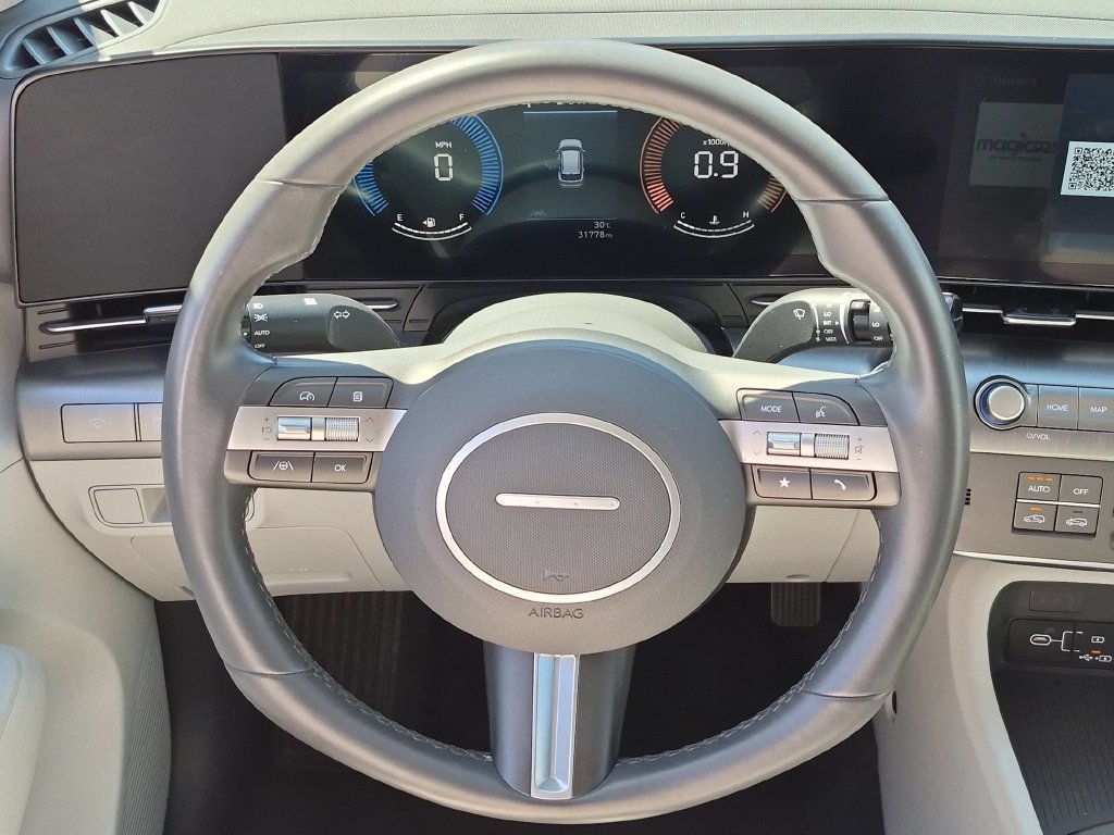 Used 2025 Hyundai Kona SEL FWD image 23