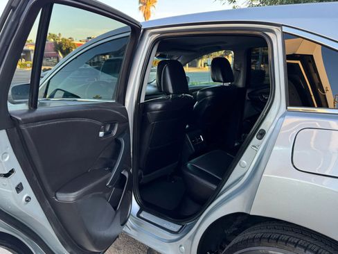 Used 2017 Acura RDX FWD w/ Technology Package image 16