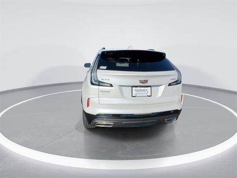 Used 2024 Cadillac XT4 Sport image 7