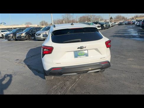 Certified 2024 Chevrolet Trax ACTIV w/ Sunroof Package image 7