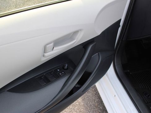 Used 2024 Toyota Corolla LE image 24