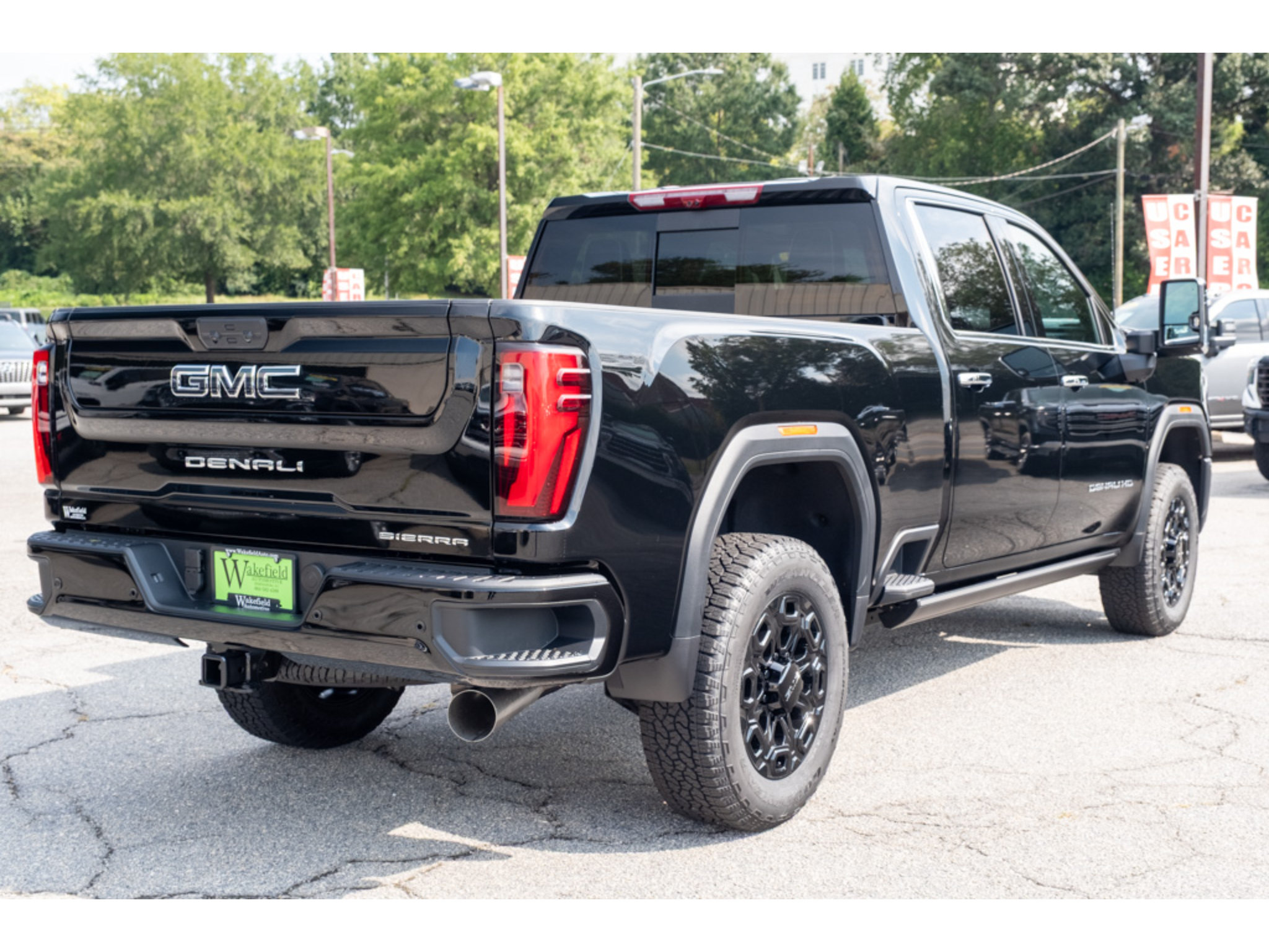 New 2026 GMC Sierra 2500 Denali Ultimate w/ LPO, Black Badging Package AWD/4WD image 8