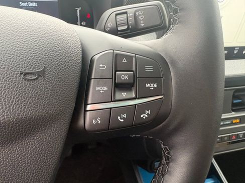 Used 2025 Ford Maverick XLT w/ XLT Luxury Package AWD/4WD image 15