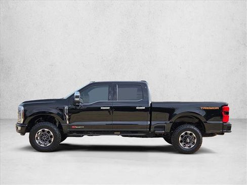 Used 2024 Ford F250 Platinum w/ Tremor Off-Road Package AWD/4WD image 9