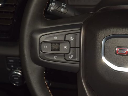 Used 2024 GMC Sierra 2500 AT4 w/ AT4 Preferred Package AWD/4WD image 42