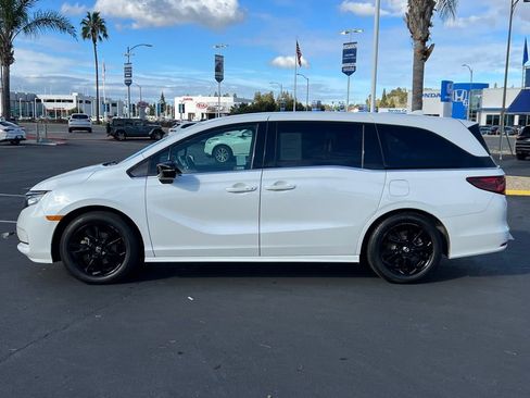 Used 2023 Honda Odyssey Sport image 7