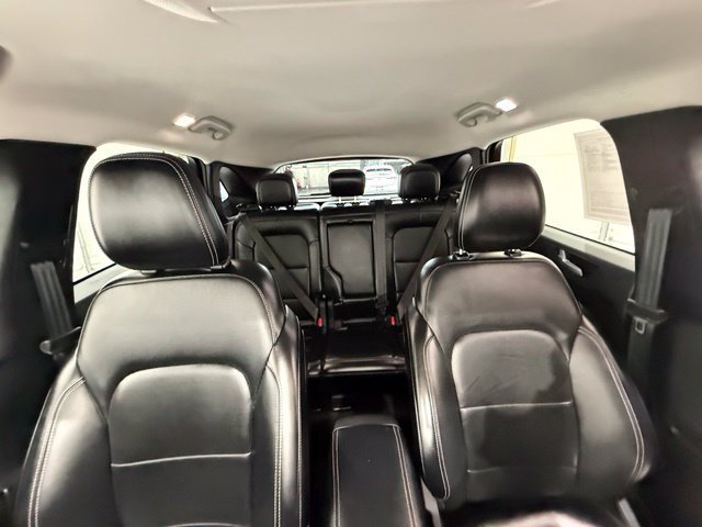 Used 2025 Ford Escape Platinum AWD/4WD image 31