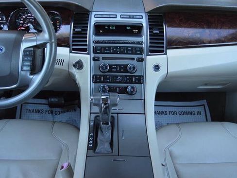 Used 2011 Ford Taurus SEL w/ 201A Rapid Spec Order Code image 19