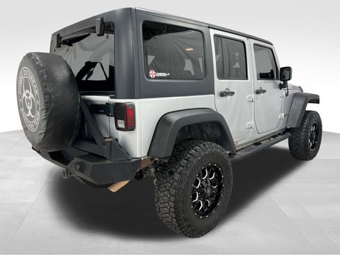 Used 2011 Jeep Wrangler Unlimited Rubicon w/ Dual Top Group image 6