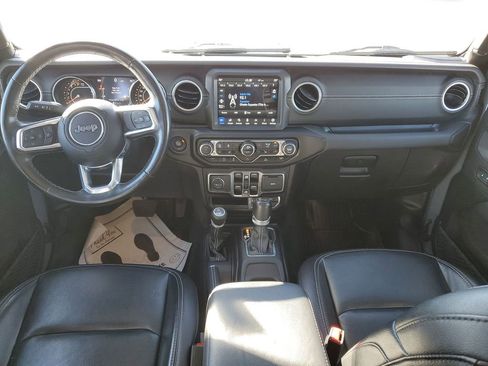 Used 2021 Jeep Wrangler Unlimited Sahara w/ Uconnect 4C Nav & Sound Group image 25