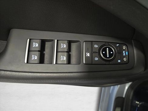 Used 2017 Genesis G80 3.8 w/ Option Group 03 image 30