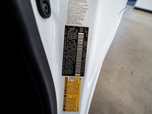 Used 2018 Lexus LC 500 Coupe w/ Performance Package image 55