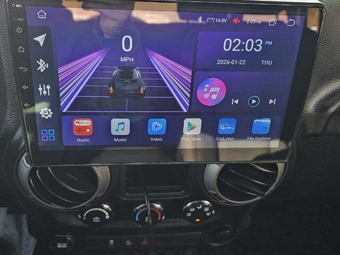 Used 2016 Jeep Wrangler Unlimited Sport image 8