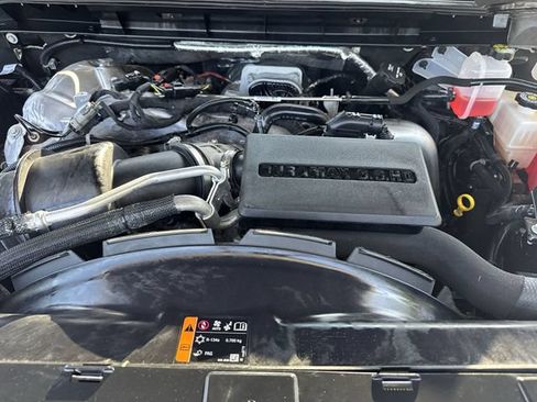 Used 2025 Chevrolet Silverado 2500 LT w/ Safety Package AWD/4WD image 29
