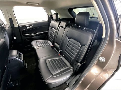 Used 2019 Ford Edge SEL w/ Equipment Group 201A AWD/4WD image 26