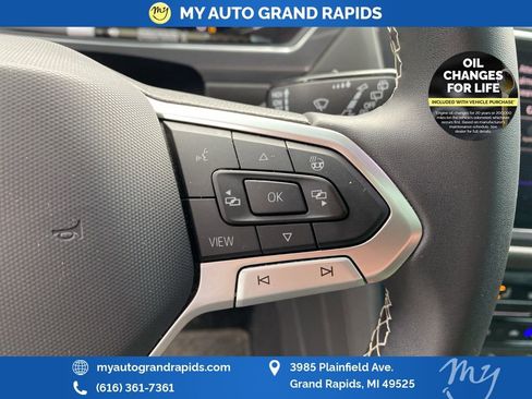 Used 2023 Volkswagen Tiguan SEL R-Line AWD/4WD image 7